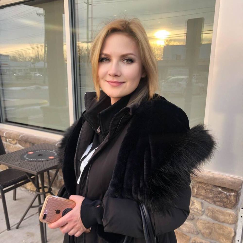 Meet your Posher, Albina